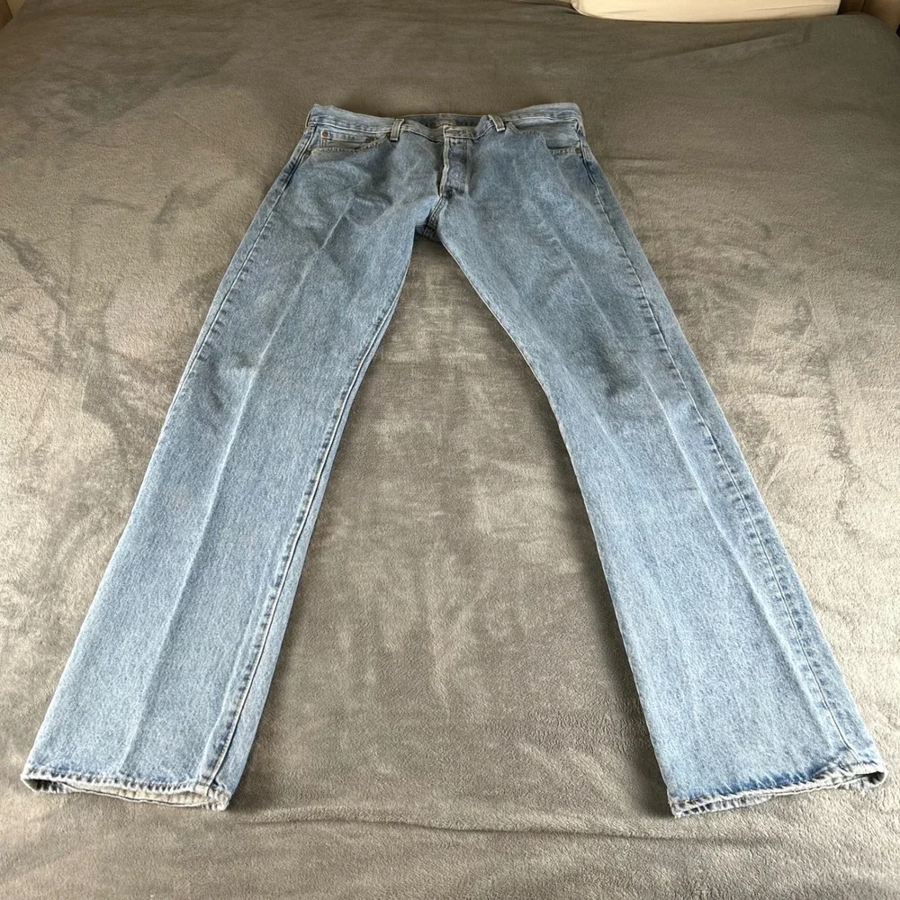 Levis 501 Straight Fit Jeans Mens 38x36 Light Wash Blue Denim Button Fly Classic